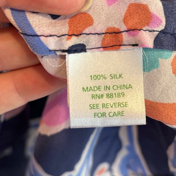 Lilly Pulitzer Alexandra Silk Floral Top - size Small - Picture 7 of 7